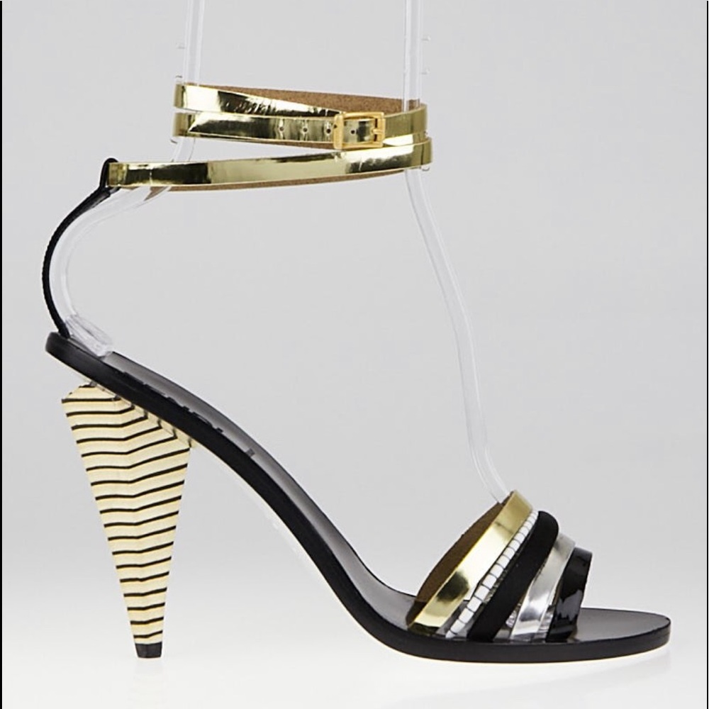 FENDI STRAPPY SANDAL HEELS